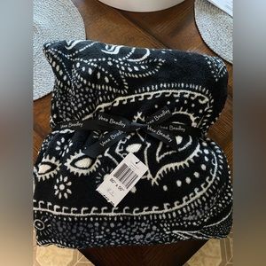 Vera Bradley Stellar Paisley Blanket